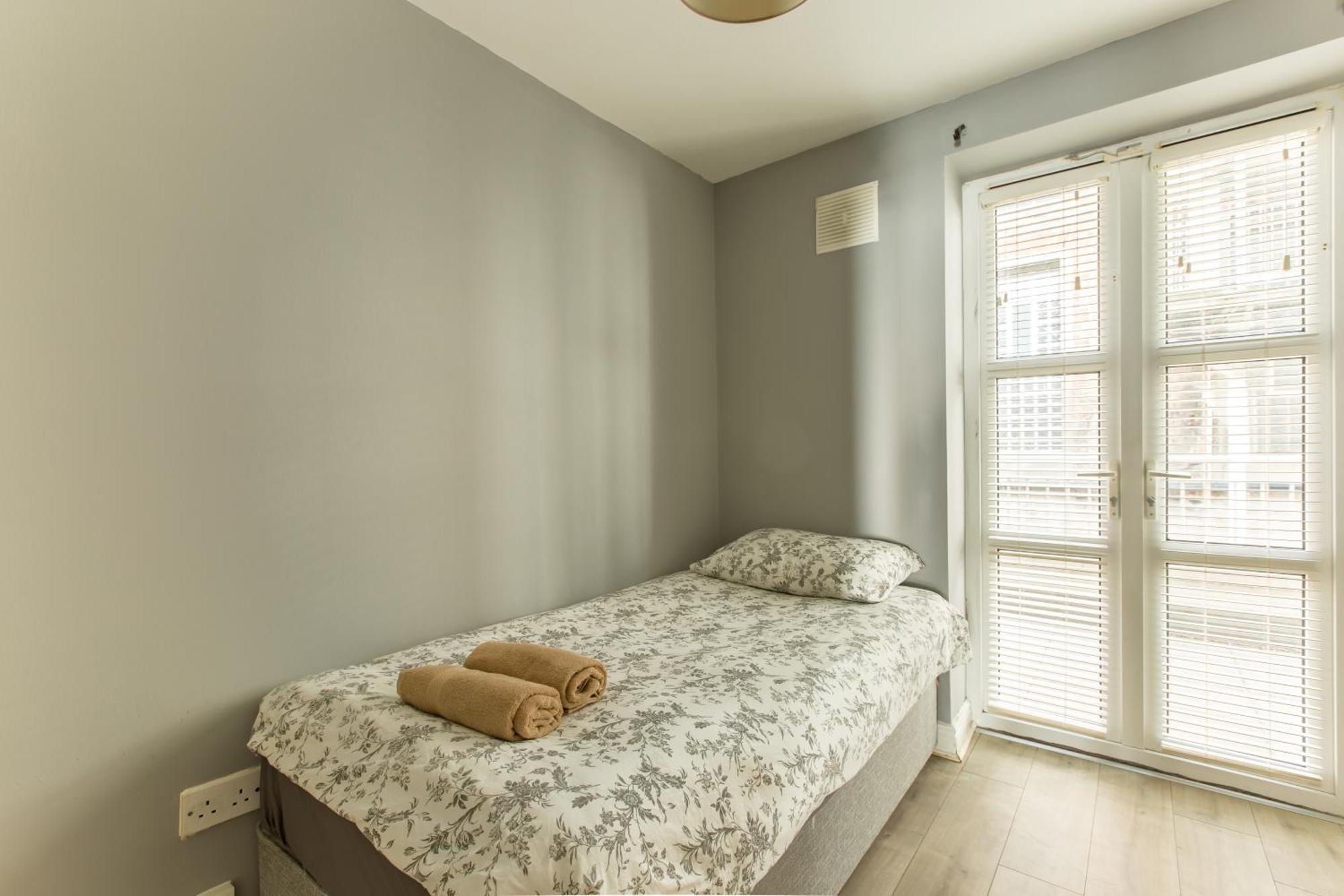 Modern Elegant Central Apt With Parking Dublin Eksteriør bilde